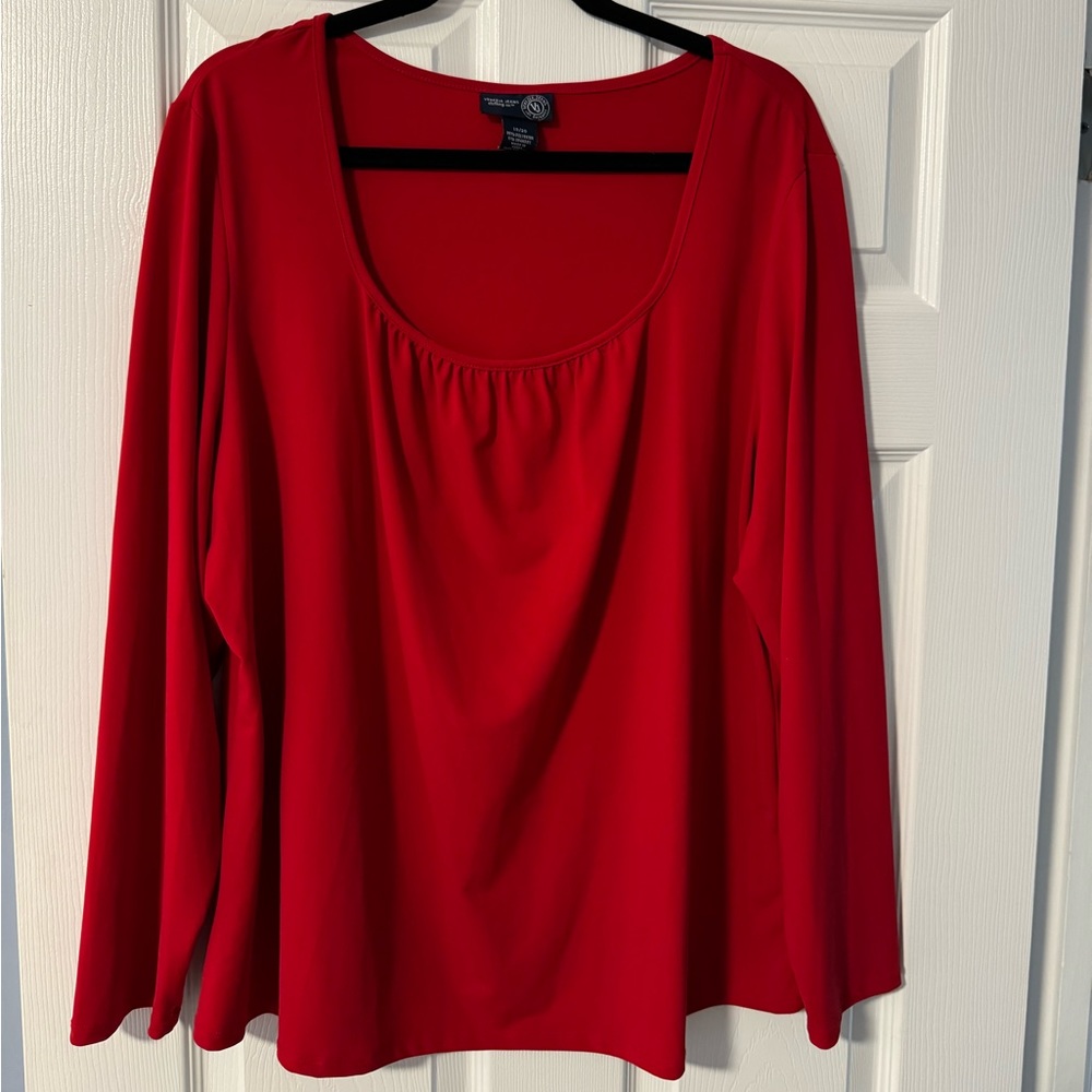 Woman’s plus size shirt